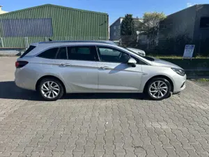 Opel Astra Elegance Start/Stop Bild 4