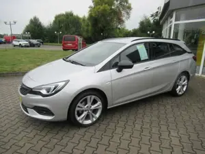 Opel Astra ST 1.2 Ultimate LED NAVI RFK Sitz-/LR-/FS-Hzg Bild 2