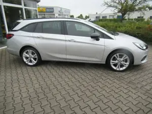 Opel Astra ST 1.2 Ultimate LED NAVI RFK Sitz-/LR-/FS-Hzg Bild 5