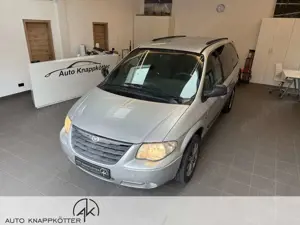 Chrysler Voyager Grand Voyager 2.8 CRD SE Klima/BC/Tempomat/R-CD Bild 2