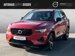 Volvo XC40 B3 MILD-Hybrid Automatik Plus Dark LED