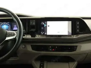 Volkswagen T7 Multivan lang LÜ TDI DSG 7Sitze AHK ACC Pano Bild 5