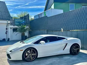 Lamborghini Gallardo V10 E-GEAR-LIFT-EINZELSTÜCK-DEUTSCH Bild 3