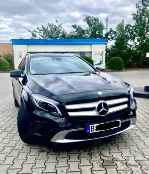 Mercedes-Benz GLA 250 7G-DCT Urban