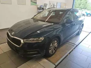 Skoda Octavia Combi Ambition2.0TDI DSG LED Navi SHZ