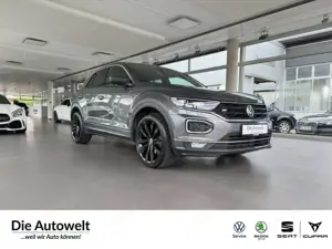 Volkswagen T-Roc Sport 1.5 TSI DSG 2x R-LINE NAVI LED SHZG Klima