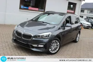 BMW 220 i Luxury Line 7 Sitzer=LED=NAVI=LEDER=PANORA
