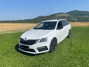Skoda Octavia Octavia Combi 2.0 TSI DSG RS
