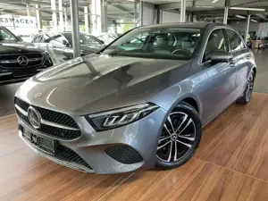 Mercedes-Benz A 180 A 180 Progressive DISTRONIC/SPUR/TOTW/AHK/360