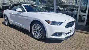 Ford Mustang GT Convertible Bild 2