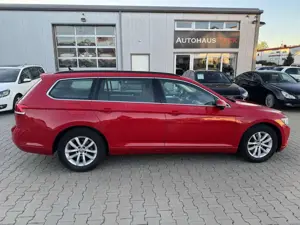 Volkswagen Passat Variant Comfortline 1.6 TDI DSG NEU Zahn.R.Wasser.P./NEUE Bild 4
