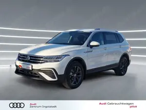 Volkswagen Tiguan Allspace 1.5 TSI DSG STHZG ACC AHK Life Bild 2