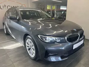 BMW 320 d T.*1.HD/AUT/LED/LiveCockpit/ALU/TÜVNEU/TOP