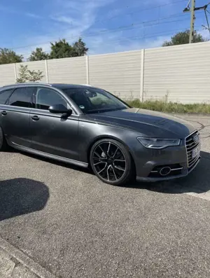 Audi A6 Avant 3.0 TDI quattro S tronic Bild 2