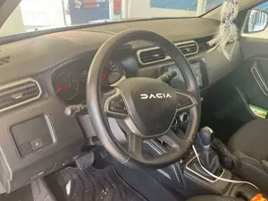 Dacia Duster Duster TCe 150 EDC 2WD Automatik Bild 2