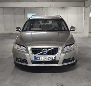 Volvo V70 D5 Momentum