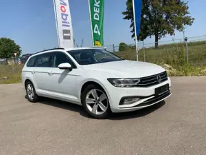 Volkswagen Passat Variant Business/ KAMERA/ LED/ AHK/ LEDER