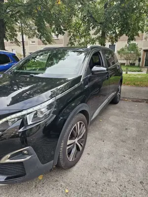 Peugeot 5008 BLUEDI Auto."Allure"7-SITZE*