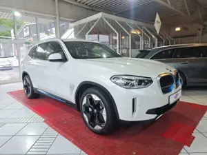 BMW iX3 Impressive+PANO+H/K+360°+LED+LEDER+VIRTUAL+
