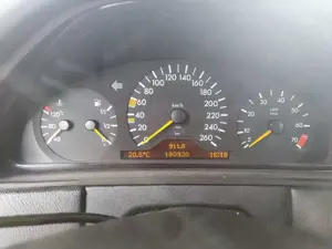 Mercedes-Benz E 280 E 280 Elegance Bild 4