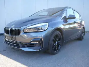 BMW 220 i ActiveTour Sport-Line NAVI/LED/PANO/RFK/AHK