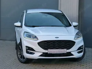 Ford Kuga ST-Line Virtual LED Kamera Navi
