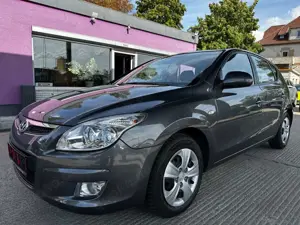 Hyundai i30 Comfort "1 Hand"Webasto"Klima"HU Neu"