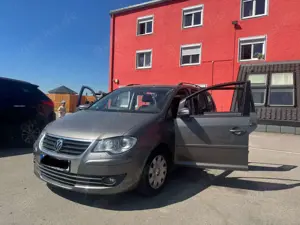 Volkswagen Touran 1.4 TSI DSG Highline