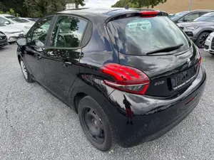 Peugeot 208 Active 1.2  VTi *PDCHI*TEMPOMAT*SHZ*KLIMA*HÄ Bild 4