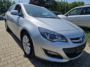 Opel Astra Exklusiv Bild 3