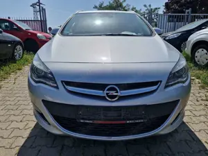 Opel Astra Exklusiv Bild 2