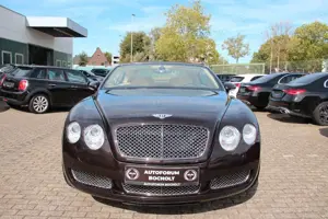 Bentley Continental GTC Mulliner 6.0 W12 Exclusive Paint