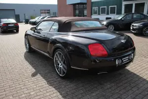 Bentley Continental GTC Mulliner 6.0 W12 Exclusive Paint Bild 4