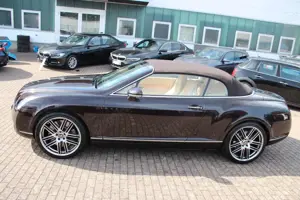Bentley Continental GTC Mulliner 6.0 W12 Exclusive Paint Bild 3