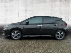 Nissan Leaf N-Connecta 40 kWh ABS Fahrerairbag ESP SERV Bild 2