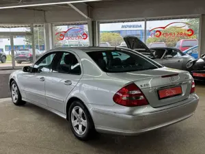 Mercedes-Benz E 200 Lim. Kompressor ATG *STHZ*SHZ*NAV*TEM*PDC* Bild 5