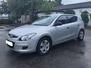 Hyundai i30 i30 1.4 Classic 1Hand - Neue TÜV