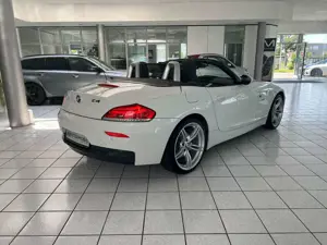 BMW Z4 sDrive20i M-Sport*Leder*Navi*Xenon* Bild 4