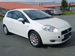 Fiat Grande Punto 1.4 16V Racing,95PS,6Gang,Klima,CD,NSW,EFH Bild 3