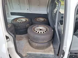 Volkswagen Caddy Kasten/Kombi Kasten Trendline 4Motion Bild 4