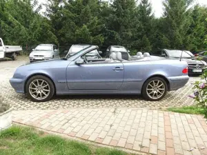 Mercedes-Benz CLK 200 Cabrio Kompressor Avantgarde Bild 5