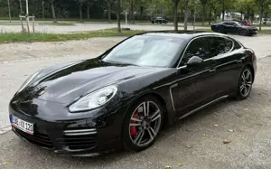 Porsche Panamera Turbo