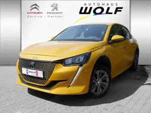 Peugeot e-208 Allure 136 PDC SHZ KAMERA NAVI LED
