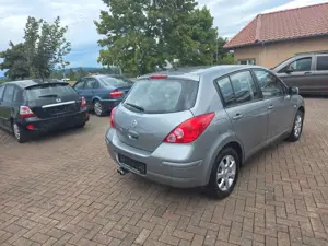 Nissan Tiida Acenta Bild 5
