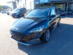 Ford Focus Turnier Active,SHZ,LHZ,LED,Navi.