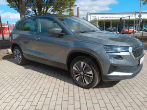 Skoda Karoq Selection AHZV Klima LED Sitzheizung DAB