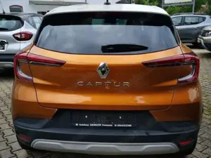 Renault Captur TCe 140 GPF ZEN Bild 3