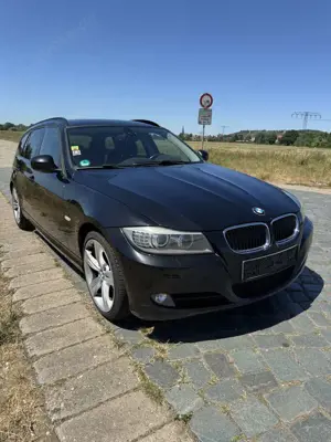 BMW 320 320d DPF Touring mit M-Sportpaket