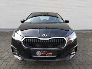 Skoda Fabia 1.0 TSI Essence LED PDC Shz Nsw App Conect Bild 4