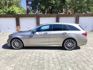 Mercedes-Benz C 300 d T 9G-TRONIC AMG Line
